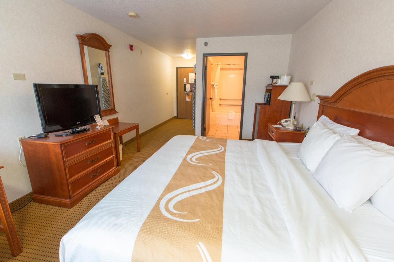 Quality Inn & Suites University Laramie Esterno foto